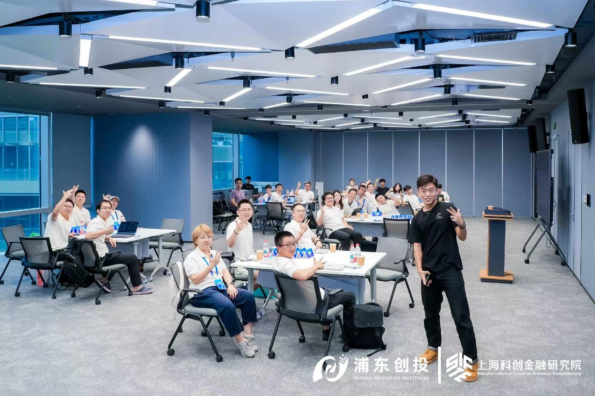 Osborn 在浦东创投的分享与交流现场
